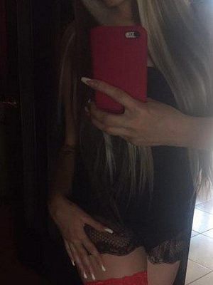 Настюша — эротические фото